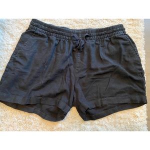 Old Navy linen shorts